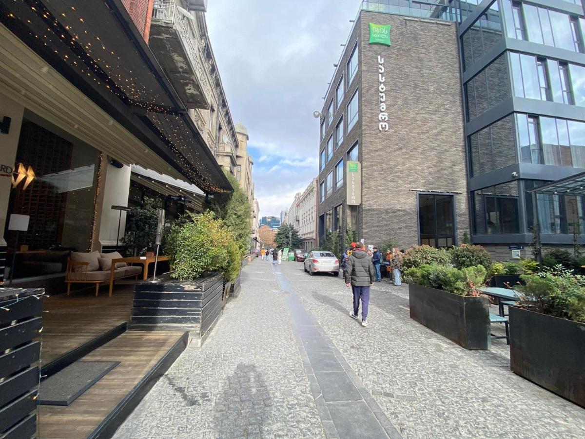 Freedom Square Apartment Tbilisi Eksteriør billede