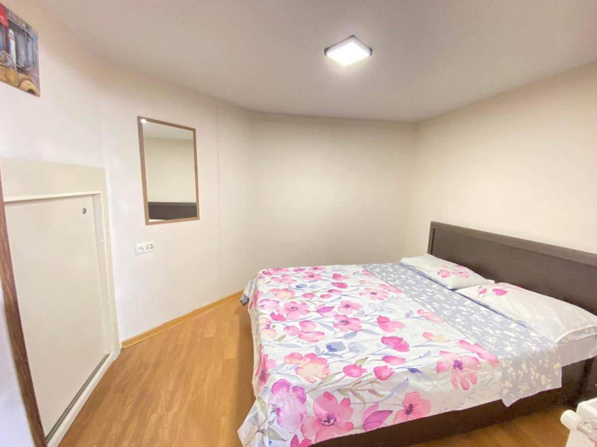 Freedom Square Apartment Tbilisi Eksteriør billede