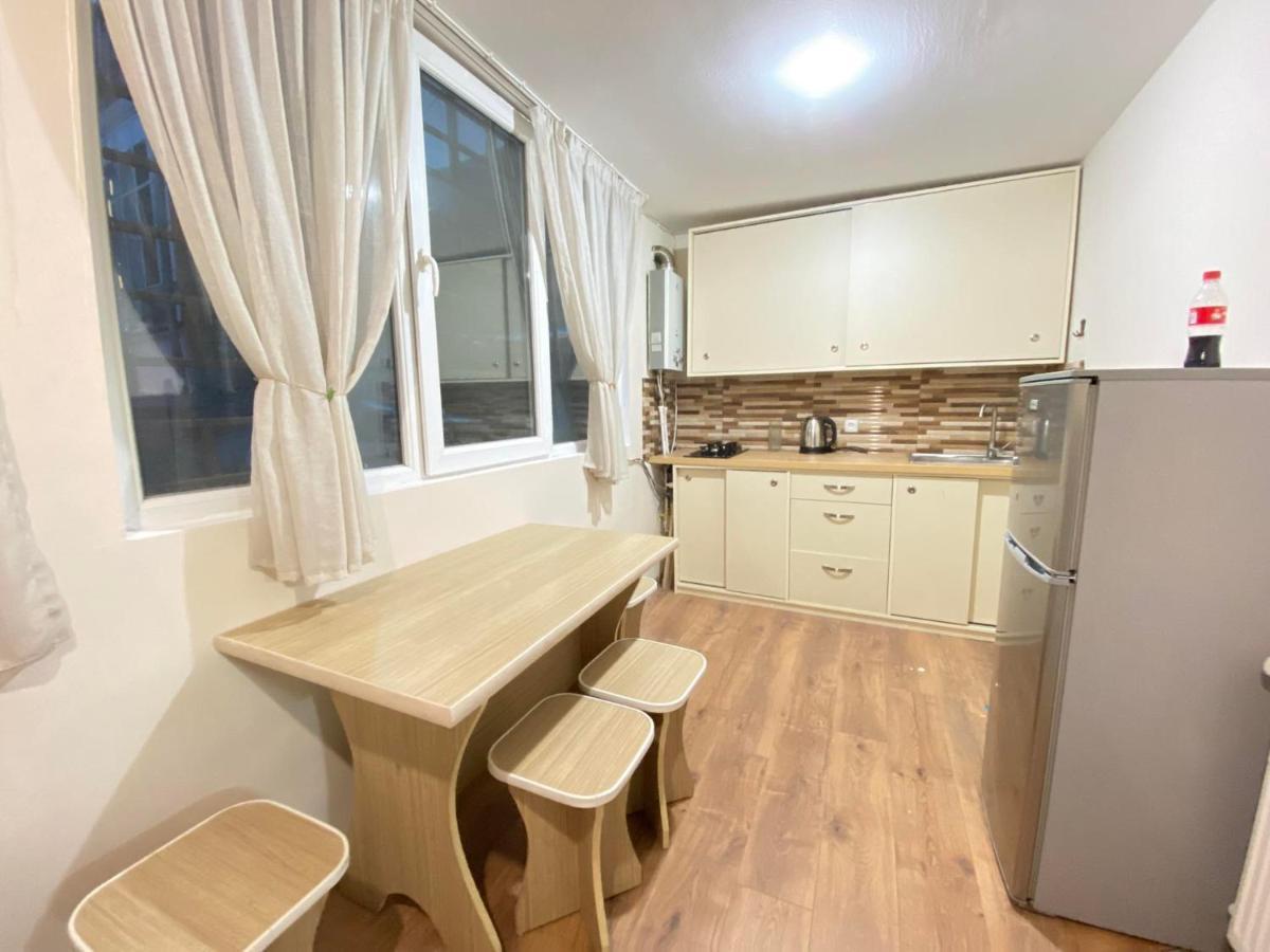 Freedom Square Apartment Tbilisi Eksteriør billede
